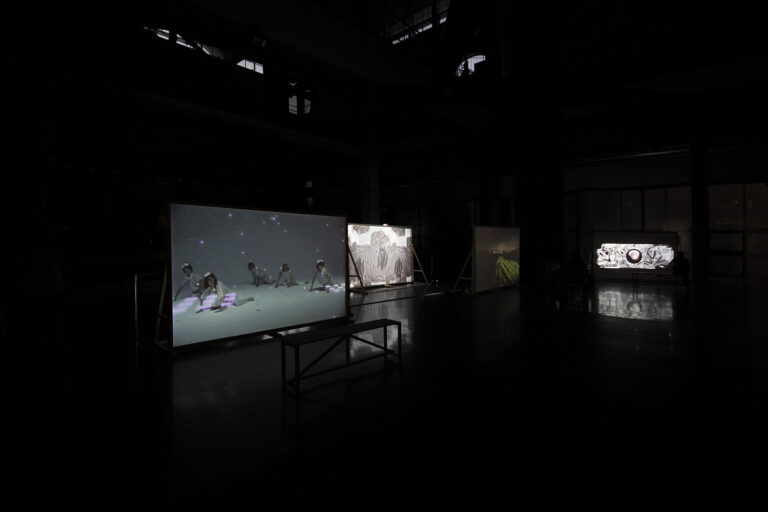 Daito Manabe, Right Brain – Elevenplay x Rhizomatiks, 2015 — interactive design