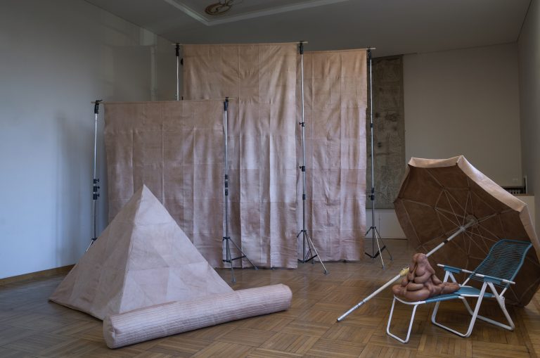 Haig Aivazian, Rome is not in Rome (Pt. II Mythology to Abattoir), 2016 — installazione complessa