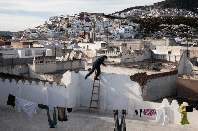 Jordi Colomer, Medina – Parkour, 2013 — SCREENING PROGRAM | FONDAZIONE GALLERIA MILANO - Video HD, colore, senza suono