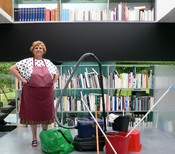 Ila Bêka, Louise Lemoine, Koolhaas Houselife, 2007-2008 — SCREENING PROGRAM | FONDAZIONE GALLERIA MILANO - Video HD, color, sound