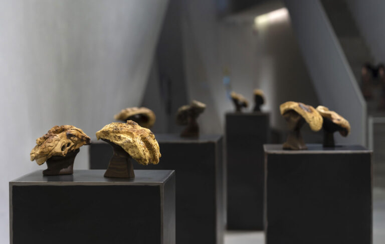 Luca Trevisani, Daniel Day-Lewis, 2021 — Serie di sculture in pane e iroko ebanizzato, semi e frassino yakisugi, carbone vegetale